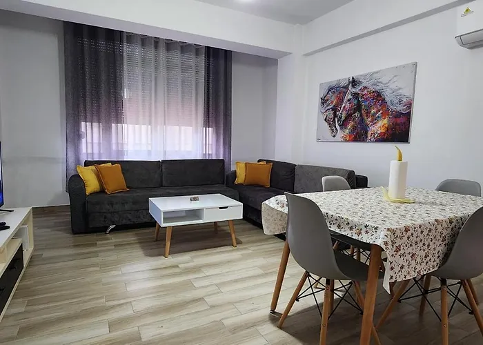 Old Town Boulevard Apartment In City Center